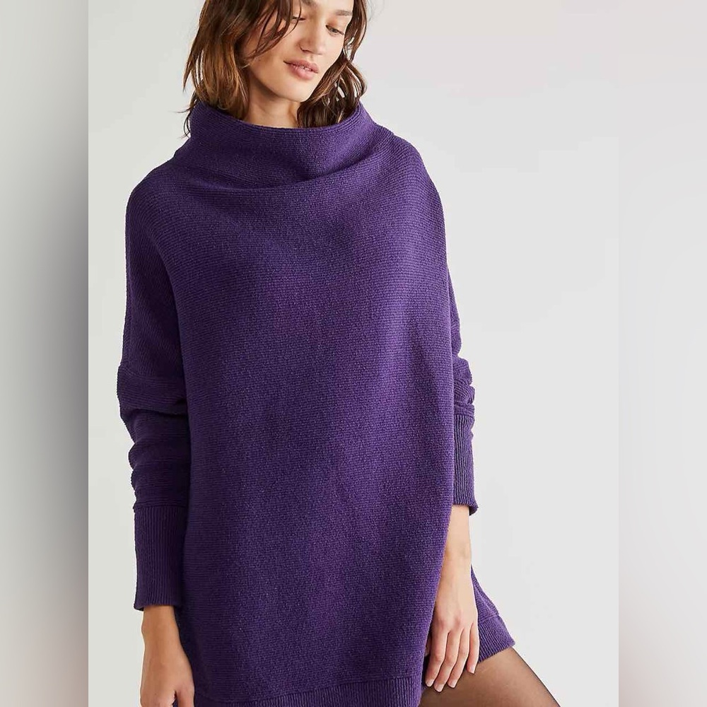 88. NWT Free People Ottoman Slouchy Tunic